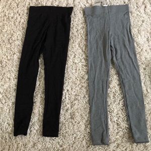 Black and gray leggings